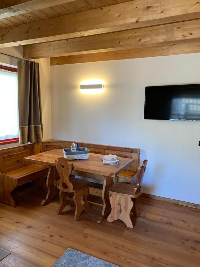 Alpin Moon Apartment Temù Екстериор снимка